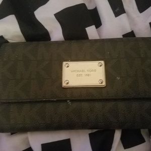 Michael Kors wallet